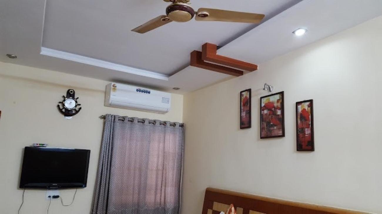 Hotel Vinayak Palace Bilaspur  Exterior photo